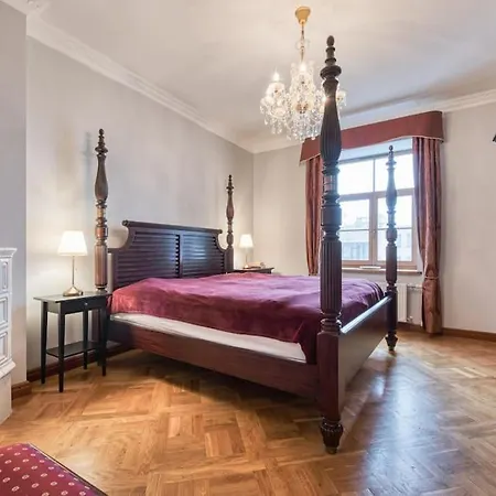 Apartment In Quiet Center, Riga